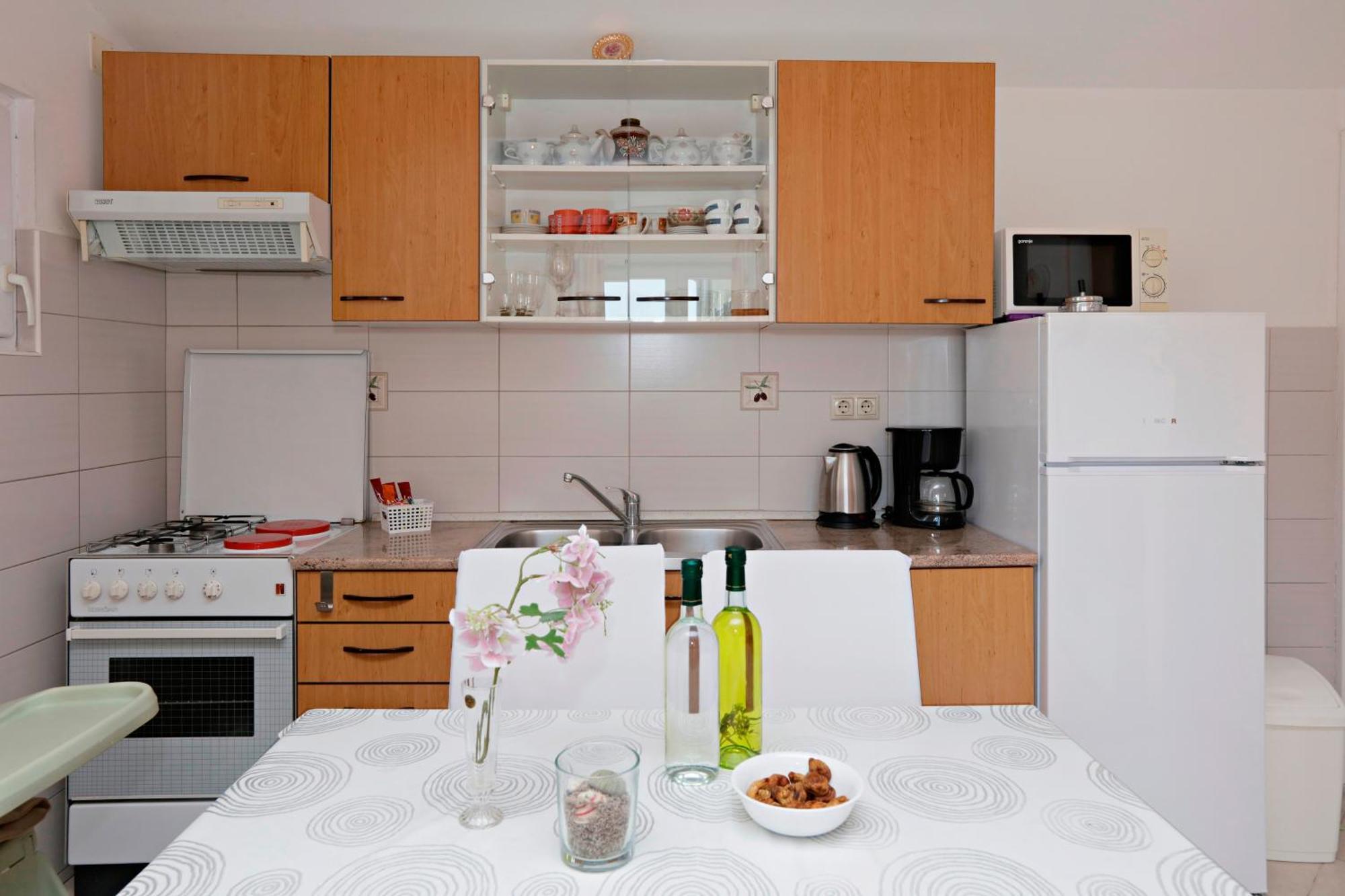 Apartments With A Parking Space Vodice - 16543 객실 사진