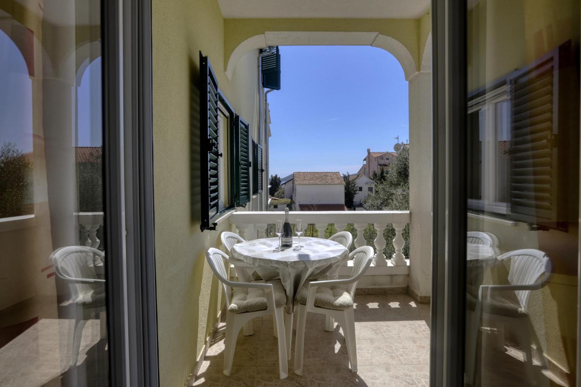 Apartments With A Parking Space Vodice - 16543 외부 사진